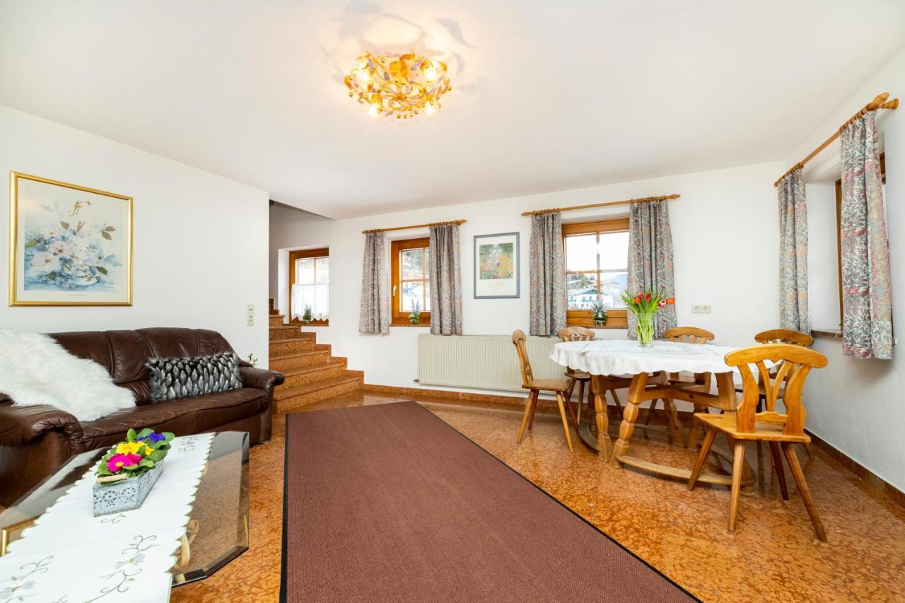 Laubichlhof Apartment Flachau Bagian luar foto