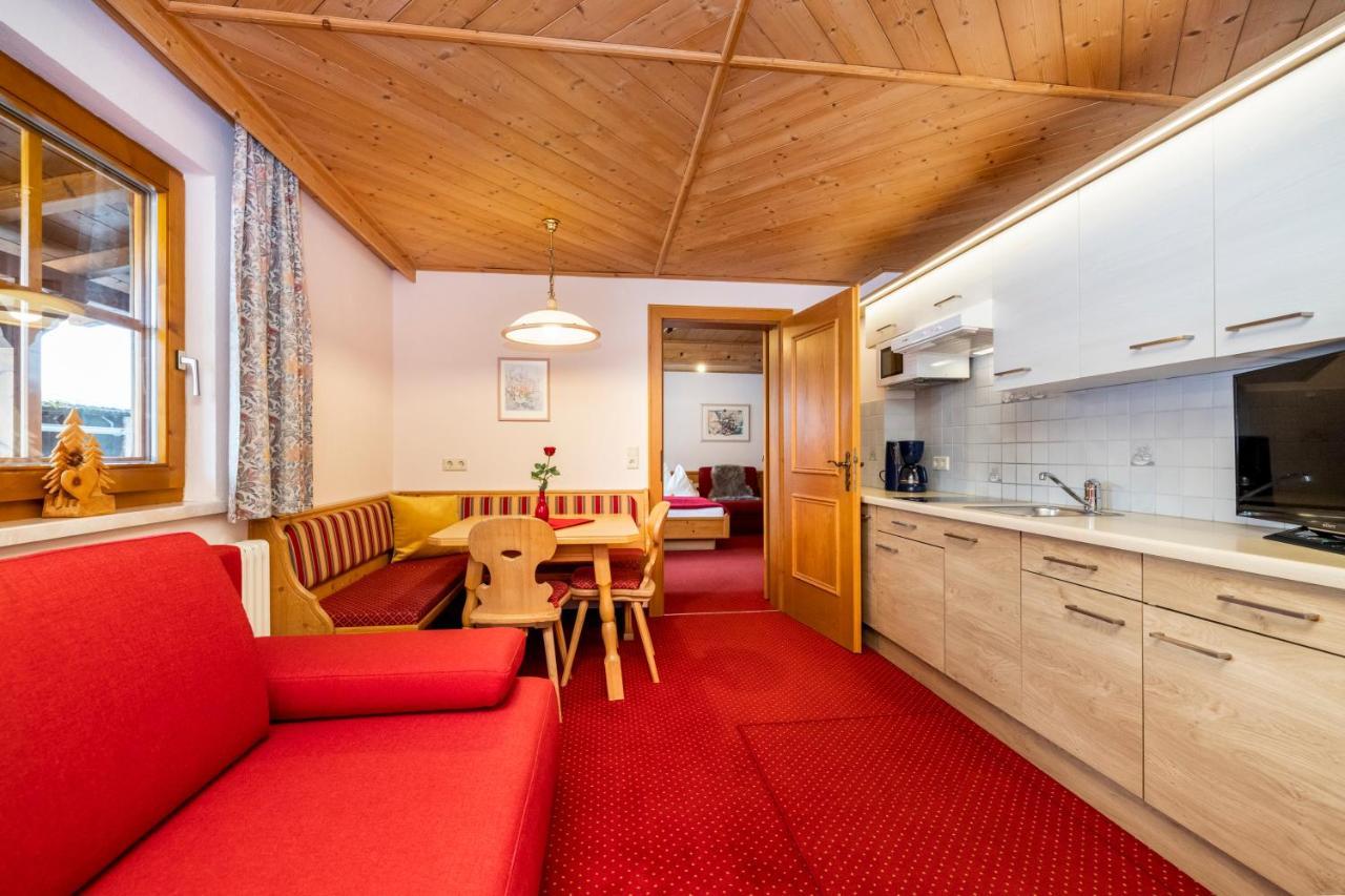 Laubichlhof Apartment Flachau Bagian luar foto